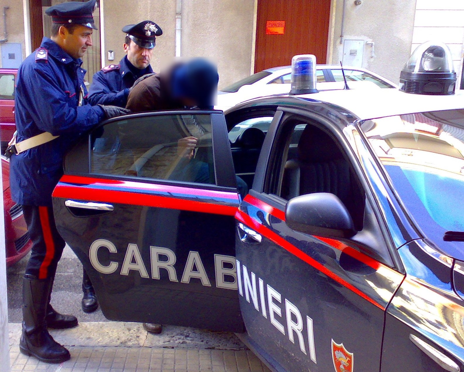 carabinieri-arresto.jpg (1584×1272)